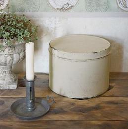 34 - Vintage Cream 34 - Vintage Cream