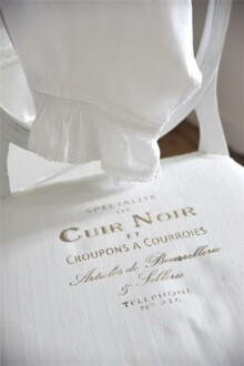 Pochoir réutilisable  "Cuir Noir" - 20 x 21 cm - Réf. 700333 Pochoir réutilisable - "Cuir Noir" - 20 x 21 cm - Réf. 700333