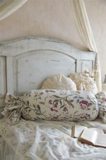 Housse de coussin "Fleur sauvage" - 100% coton - 25 x 60 cm - Réf. 750525 Housse de coussin "Fleur sauvage" - 100% coton - 25 x 60 cm - Réf. 750525
