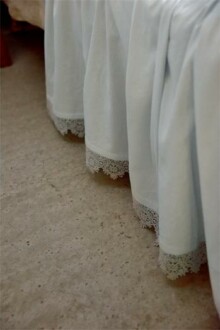 Plaid Bord en Dentelle Bleu Pâle - 180 x 280 cm - 100% coton - Réf. 750861 750861_Plaid-Bord-dentelle