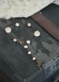 Bracelet "Adorable Gloire" vieux rose - Fait main - perles d'eau douce - 19 cm- Réf. 902010 Bijoux-Bracelet "Adorable Gloire" vieux rose fait main avec perles eau douce - 19 cm_902010