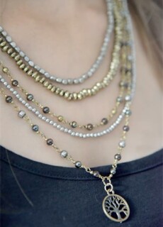 Collier 5 rangs - perles de verre & pendentif - 60 cm - À coordonner avec le bracelet 904012 - Réf. 904011 Bijoux - Cinq colliers avec perles verre et pendentif_a cordonner avec bracelet 904012_904011